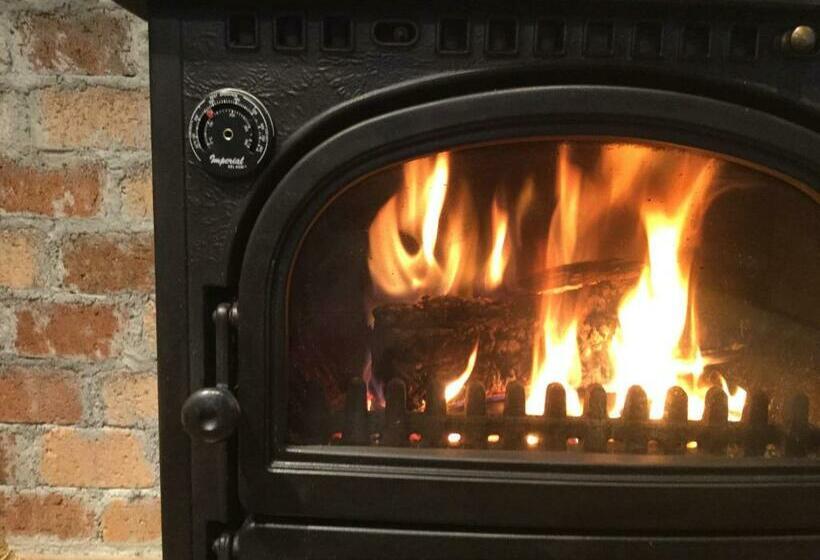 Pensiune 古民家 羅美 Japanese Old Style House La Vie