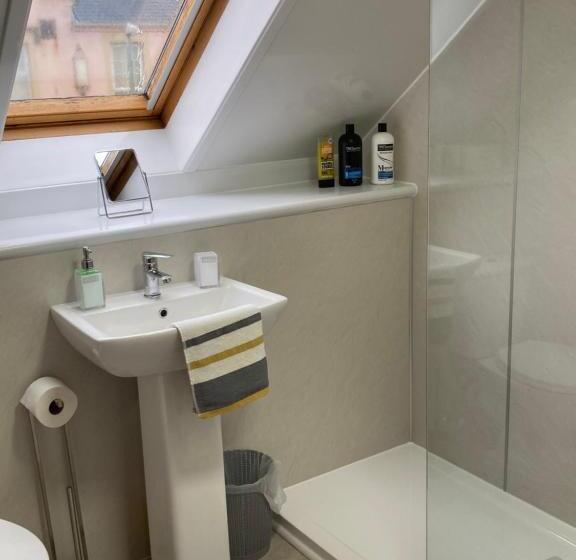 بنسيون 30 College Street, Buckhaven, Leven, Fife, Ky81jx