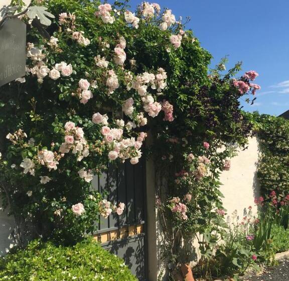 ペンション A L Ombre Du Figuier