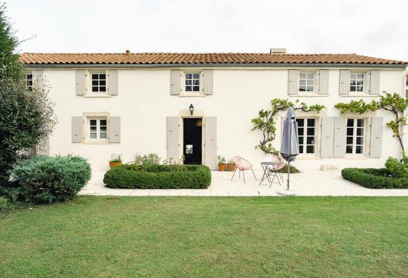 ペンション A L Ombre Du Figuier