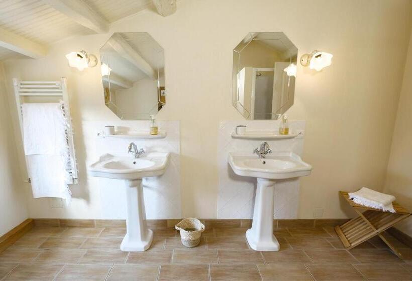 ペンション A L Ombre Du Figuier