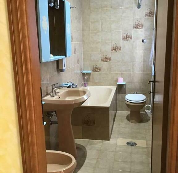 بنسيون Alloggio Turistico Luigina