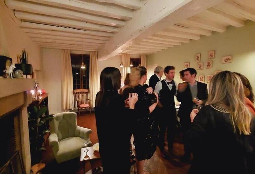 펜션 Au Vieux Château