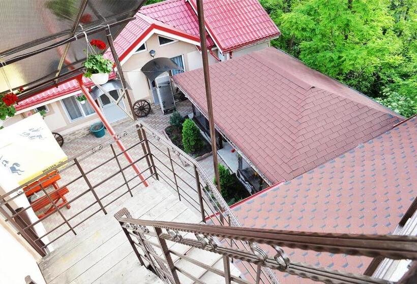 بنسيون Casa Pedro