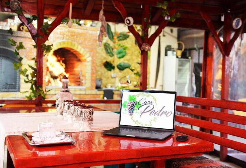 بنسيون Casa Pedro