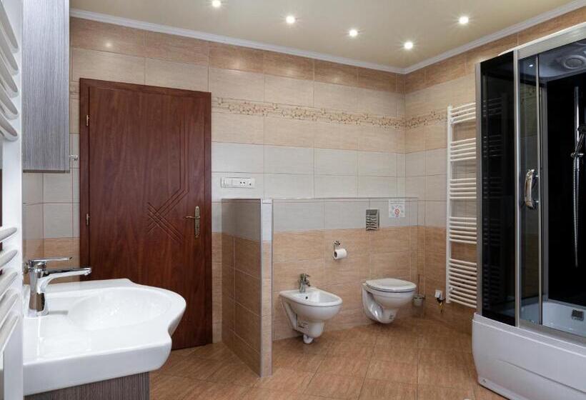 펜션 Frank Vendégház