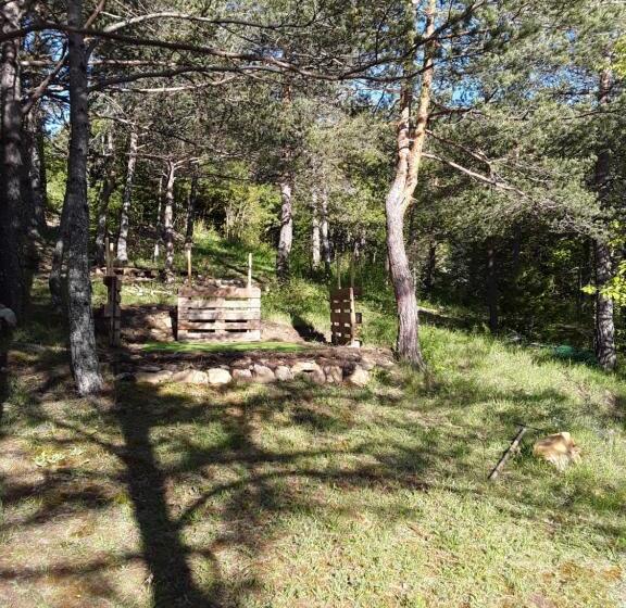 بنسيون Gite Les Cigales