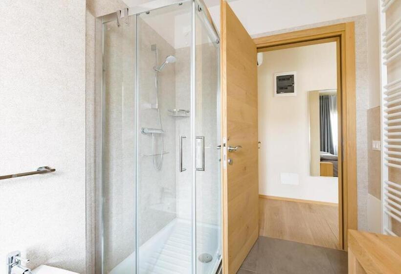 膳宿费 Guest House La Sosta