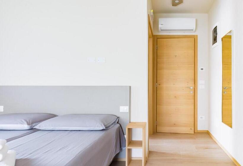 פנסיון Guest House La Sosta