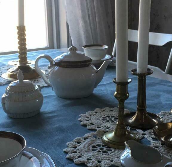 פנסיון Professorsvillan   Hyr Hela Huset