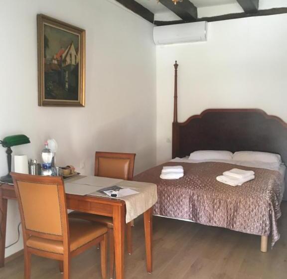 بنسيون Jókai Vendégház Homokkomárom