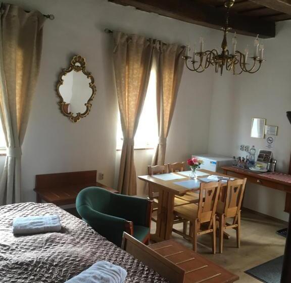 بنسيون Jókai Vendégház Homokkomárom