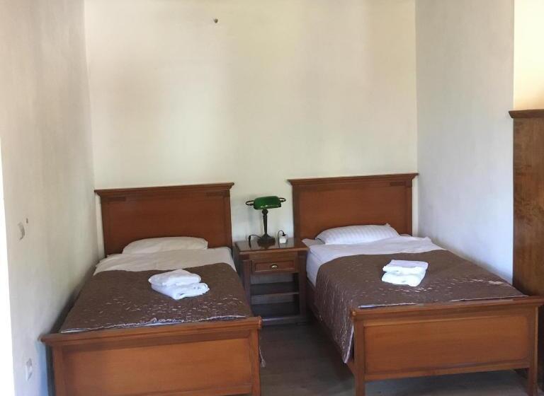 بنسيون Jókai Vendégház Homokkomárom