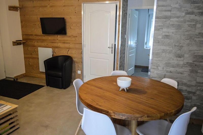 פנסיון L Ecureuil