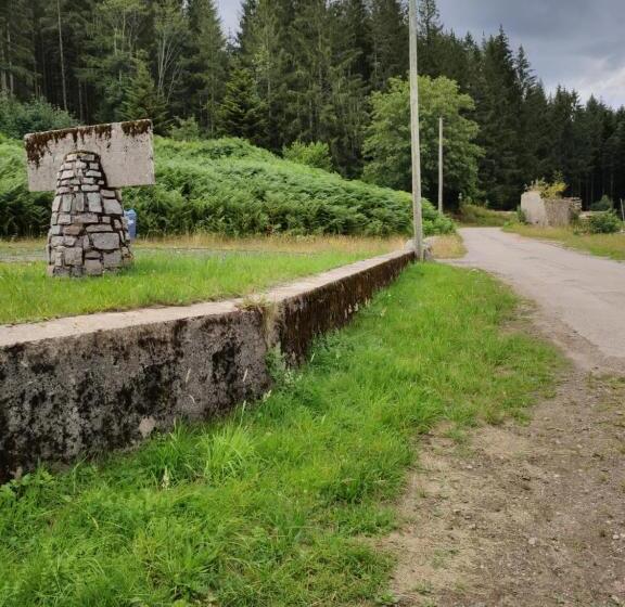 פנסיון L Ecureuil