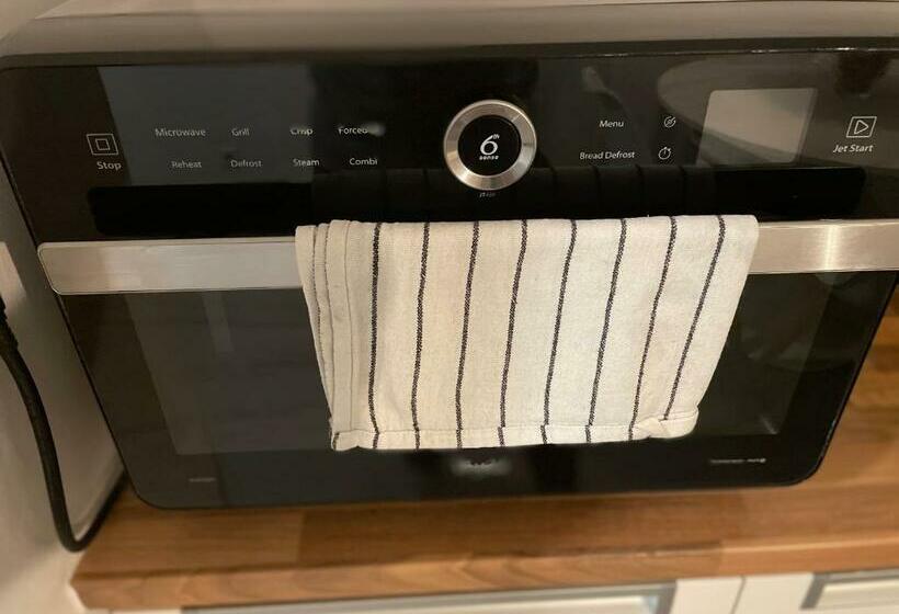 פנסיון L Entre Temps