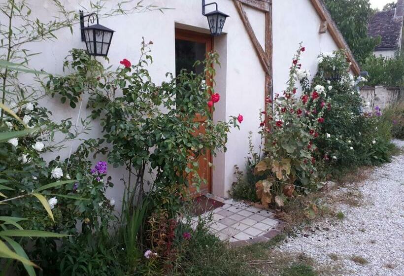 פנסיון La Grange Des Blins