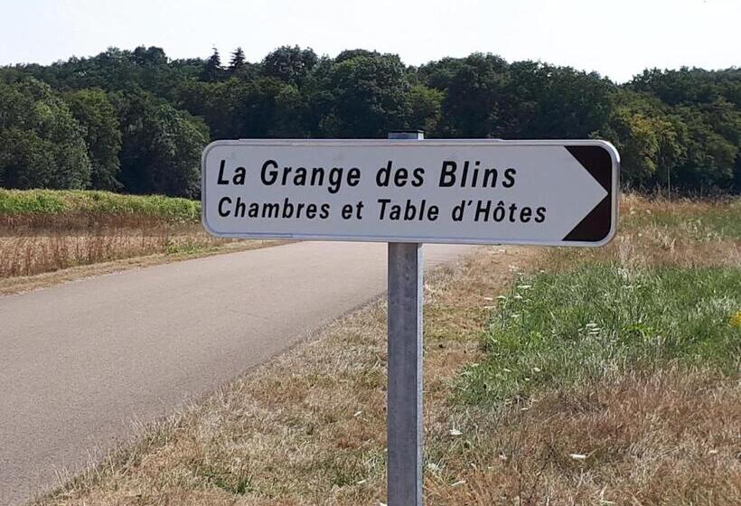 פנסיון La Grange Des Blins
