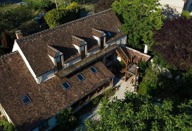 פנסיון La Grange Des Blins