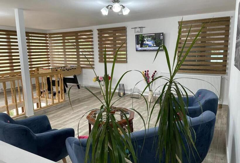 Пансион La Helesteu