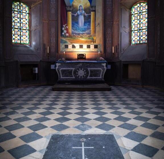 Пансион Le Château D Hauterives