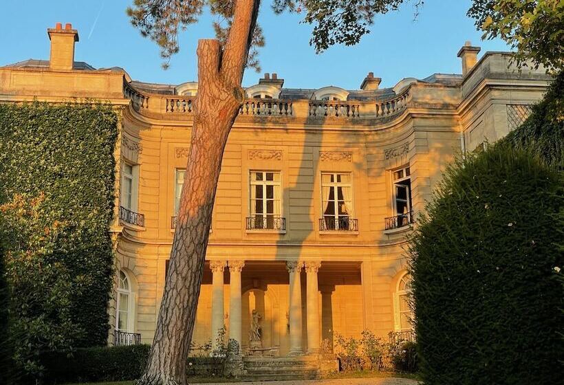 פנסיון Château Du Prieuré évecquemont