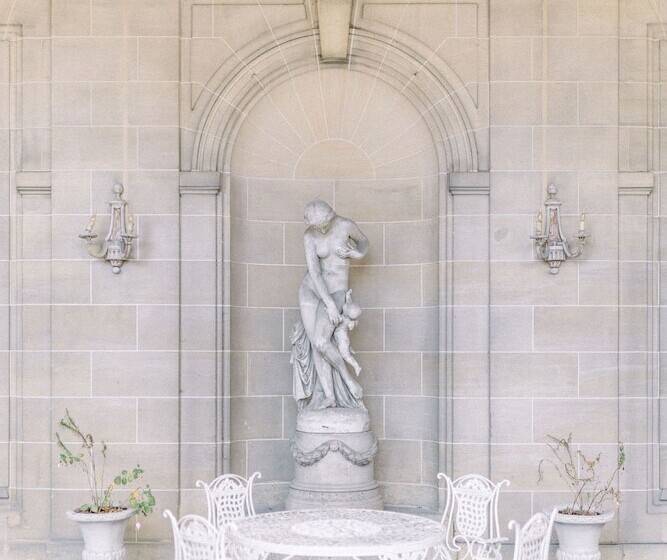 פנסיון Château Du Prieuré évecquemont