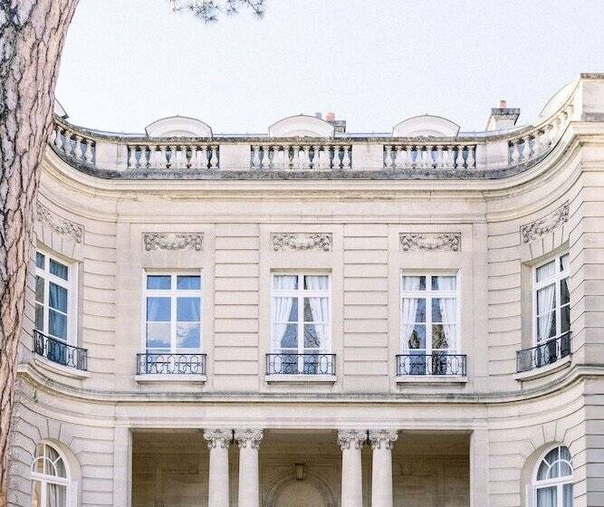 פנסיון Château Du Prieuré évecquemont