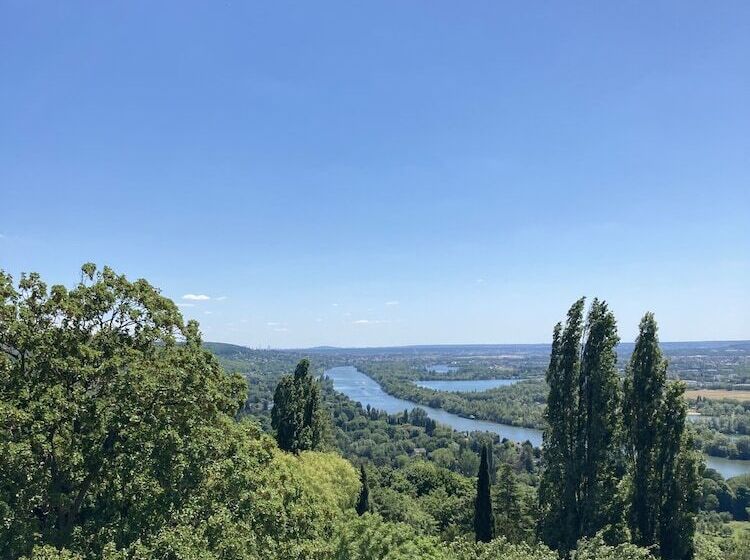 פנסיון Château Du Prieuré évecquemont