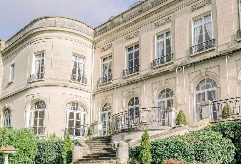 פנסיון Château Du Prieuré évecquemont