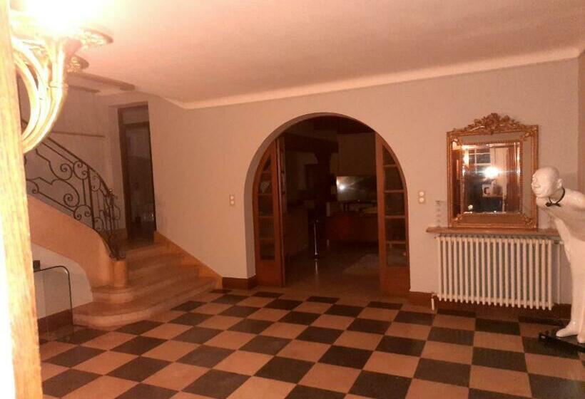 פנסיון Le Clos Des Soyeux