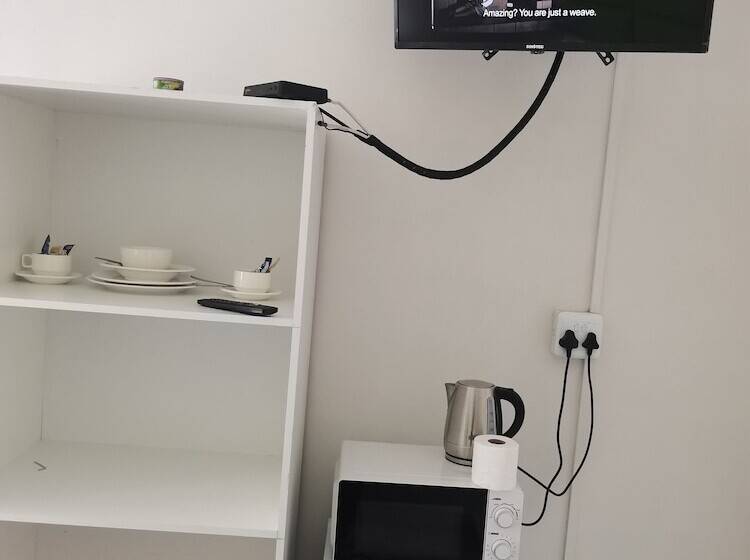 ペンション Monument Western Guesthouse