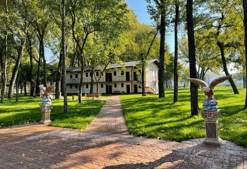 بنسيون Paradise Park