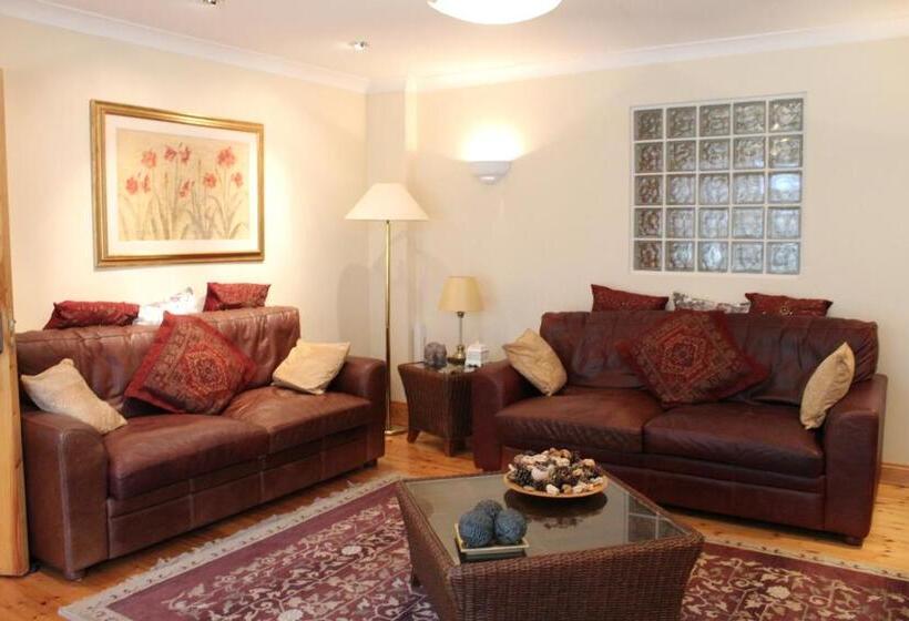 פנסיון Riversdale House Room Only Accommodation, A98kd85