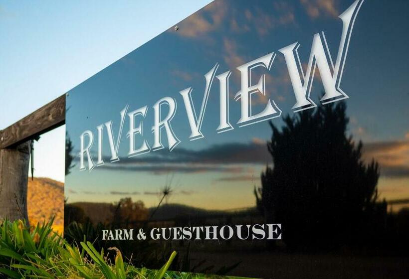 펜션 Riverview Farm & Guesthouse