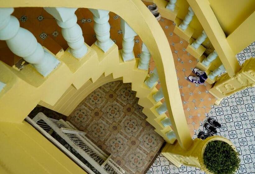 リゾートホテル Roomquest Baan Khun Phra The Iconic Residence