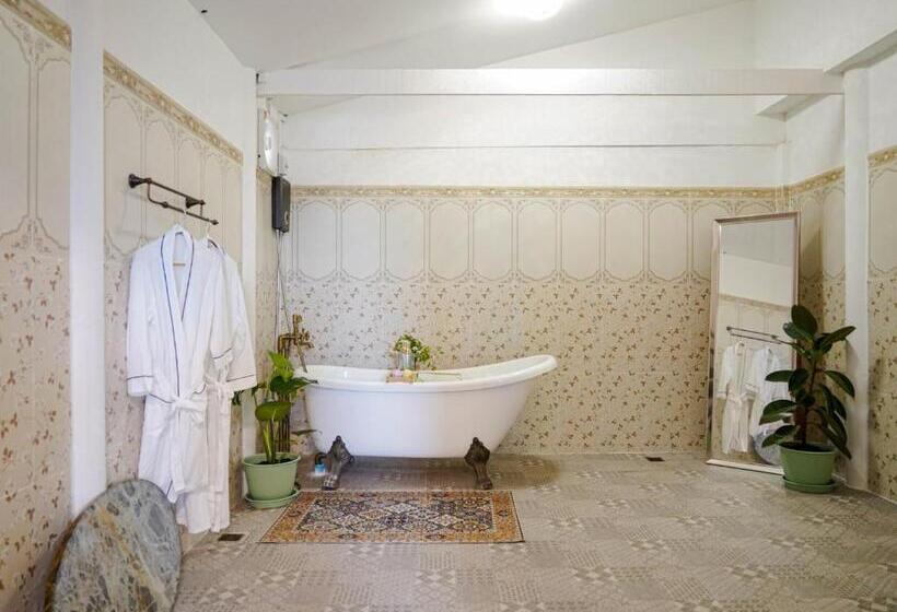 リゾートホテル Roomquest Baan Khun Phra The Iconic Residence