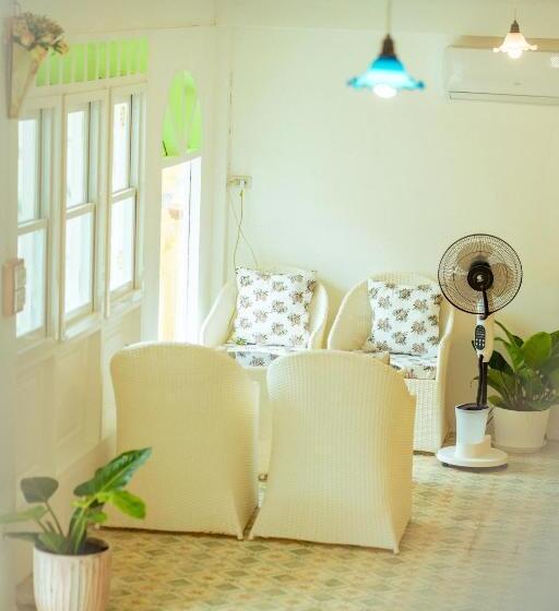 リゾートホテル Roomquest Baan Khun Phra The Iconic Residence