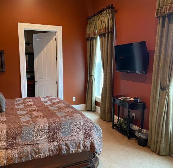 Riverside Inn Bed And Breakfast