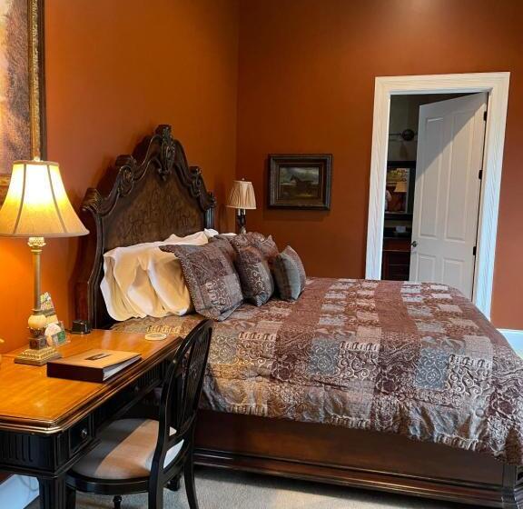 Riverside Inn Bed And Breakfast