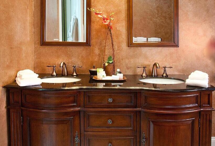 Riverside Inn Bed And Breakfast