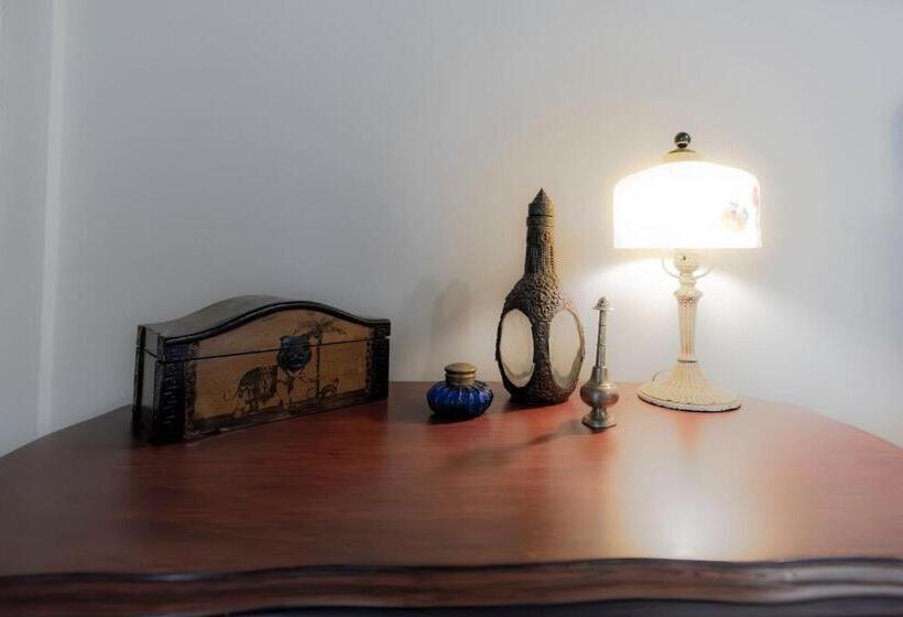 فندق صغير Beard And Lady Inn