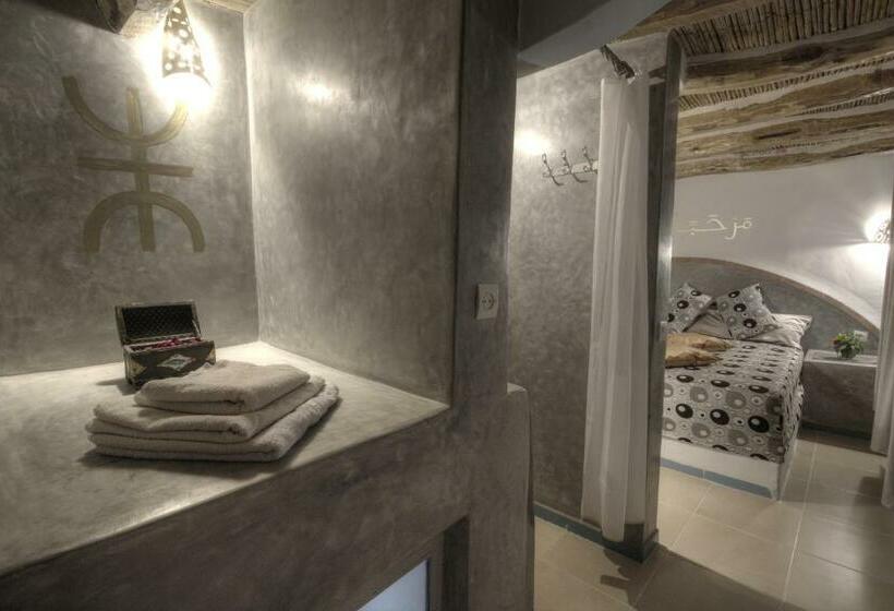 호스텔 Jardin De La Source