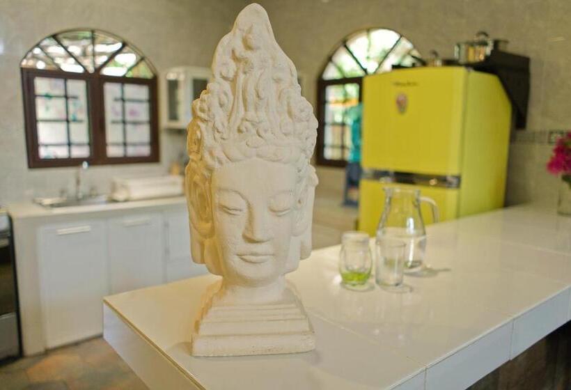 Общежитие Saak Luúm Ruta Puuc