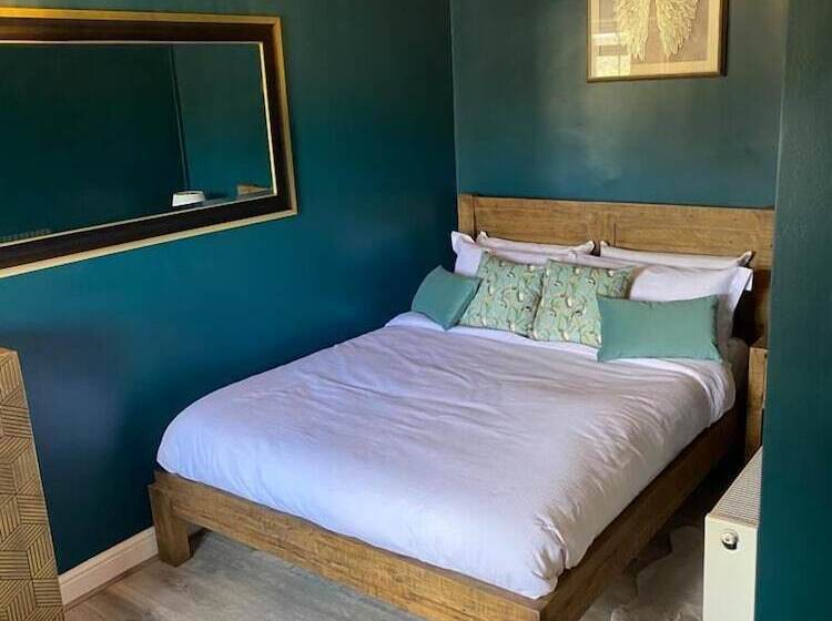 호스텔 The Hole In The Wall