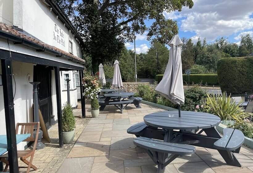 호스텔 The Hole In The Wall