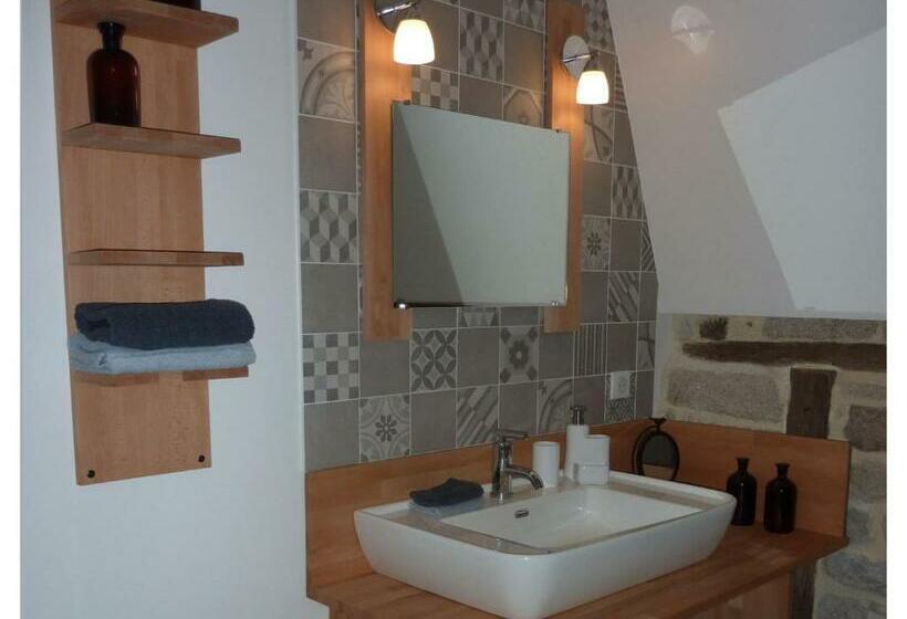 مبيت وإفطار A L Ombre Du Tilleul