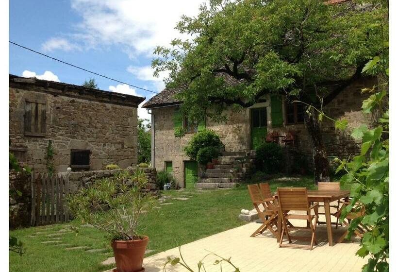 민박 A L Ombre Du Tilleul