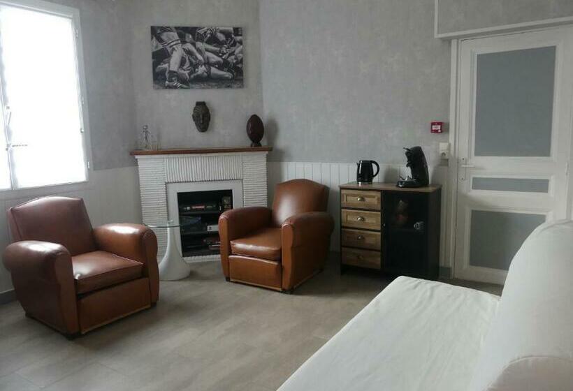 مبيت وإفطار Au Bord De L Eau