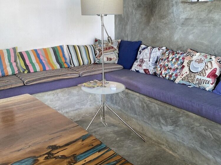 مبيت وإفطار Beachfront Paradise Boutique